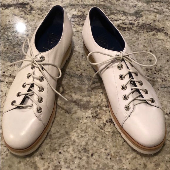 Besito Valentina Sneakers - Picture 2 of 6